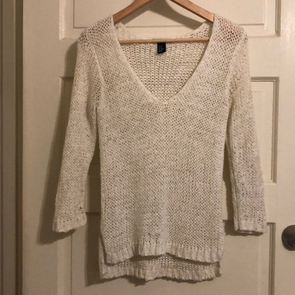 Whit knit top